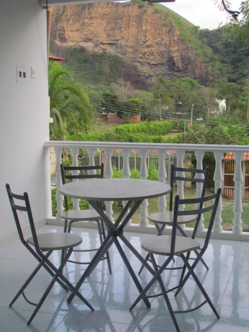 Casa Familiar Y De Descanso Villa Lorenza - Apulo Cund. Luaran gambar