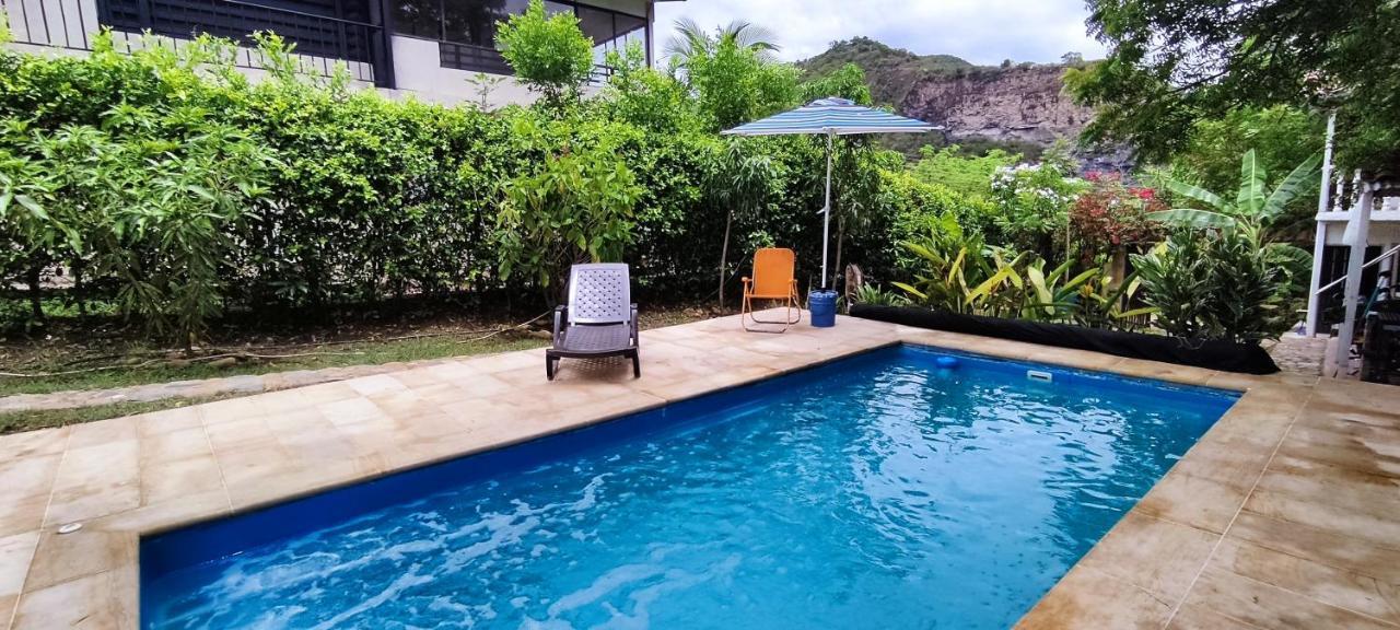 Casa Familiar Y De Descanso Villa Lorenza - Apulo Cund. Luaran gambar